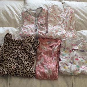 5 infant sleeps in good condition